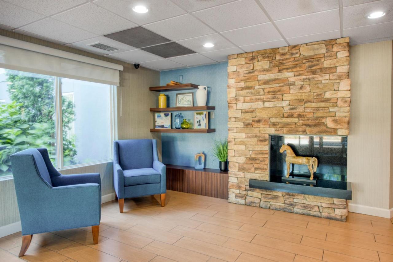Fairfield Inn & Suites Raleigh Crabtree Valley Exteriör bild