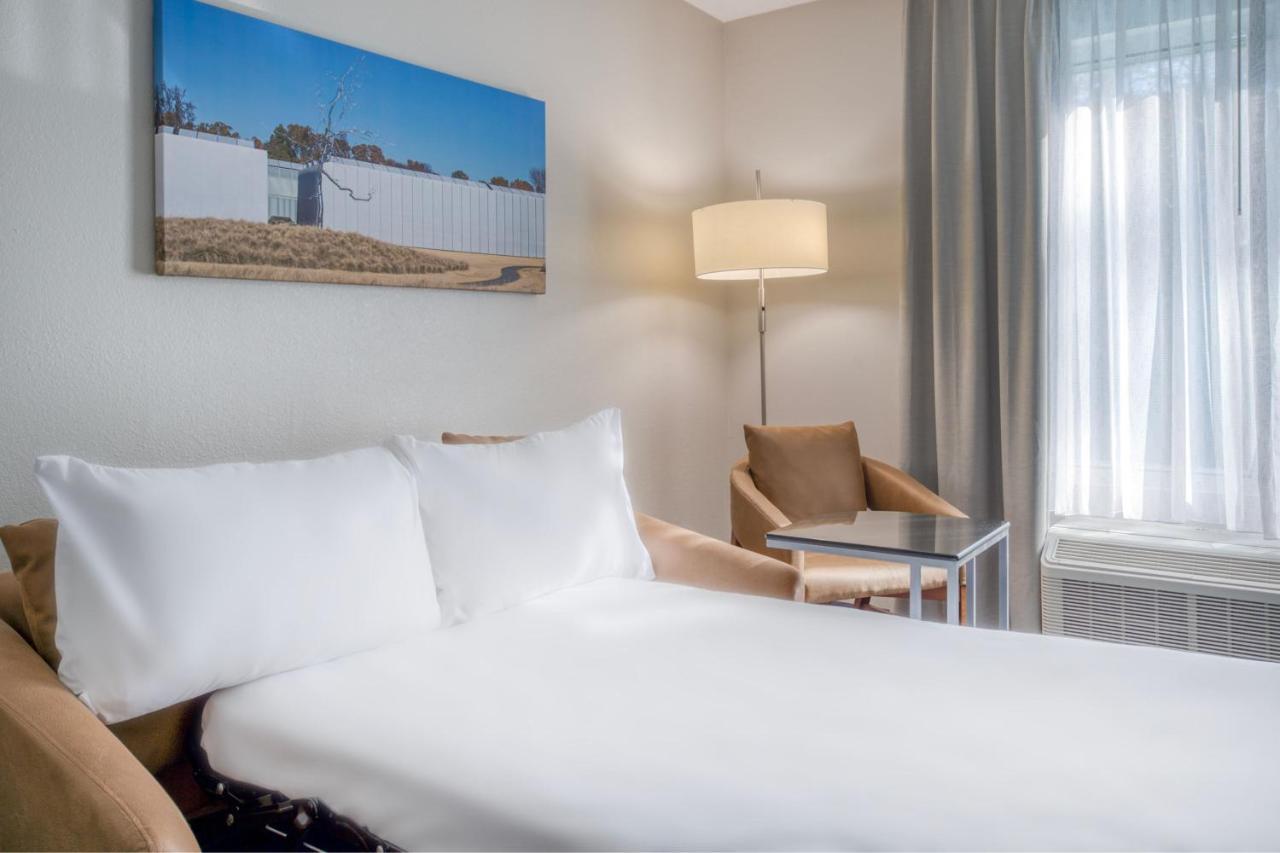 Fairfield Inn & Suites Raleigh Crabtree Valley Exteriör bild