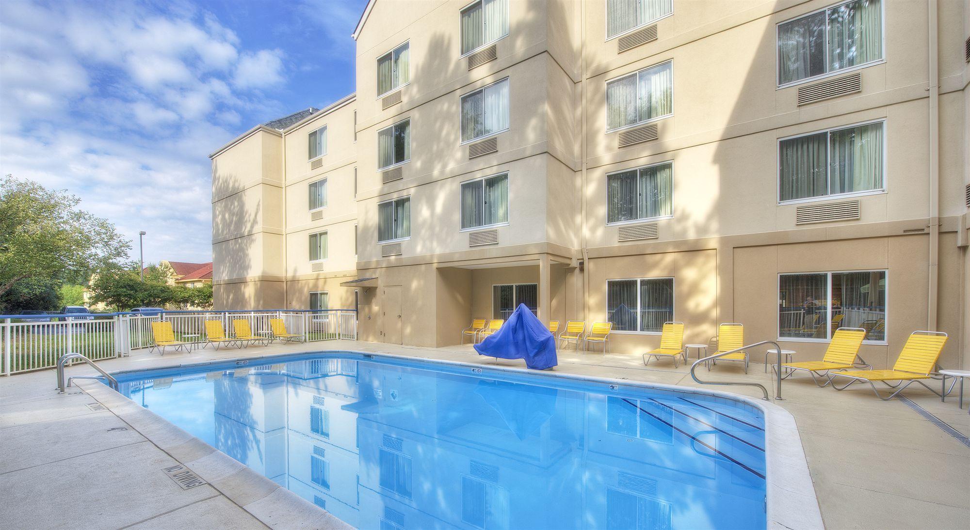 Fairfield Inn & Suites Raleigh Crabtree Valley Exteriör bild