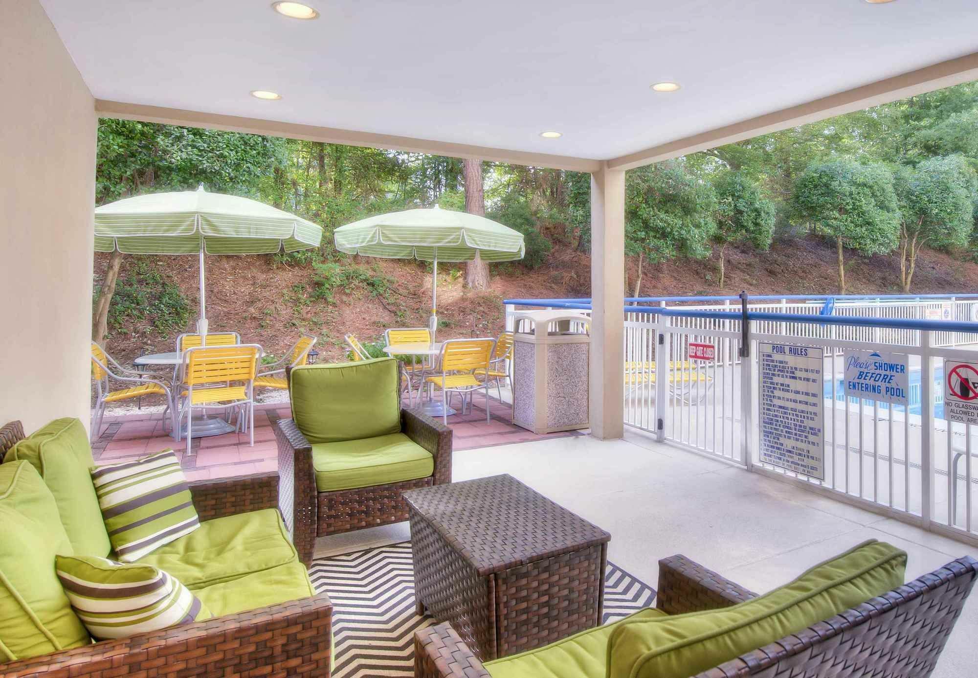 Fairfield Inn & Suites Raleigh Crabtree Valley Exteriör bild